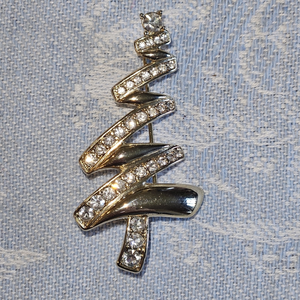 Monet Christmas Tree Brooch Goldtone and Rhinestones